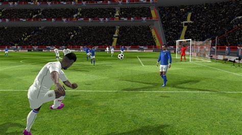 First Touch Soccer 2015 APK for Android Download .